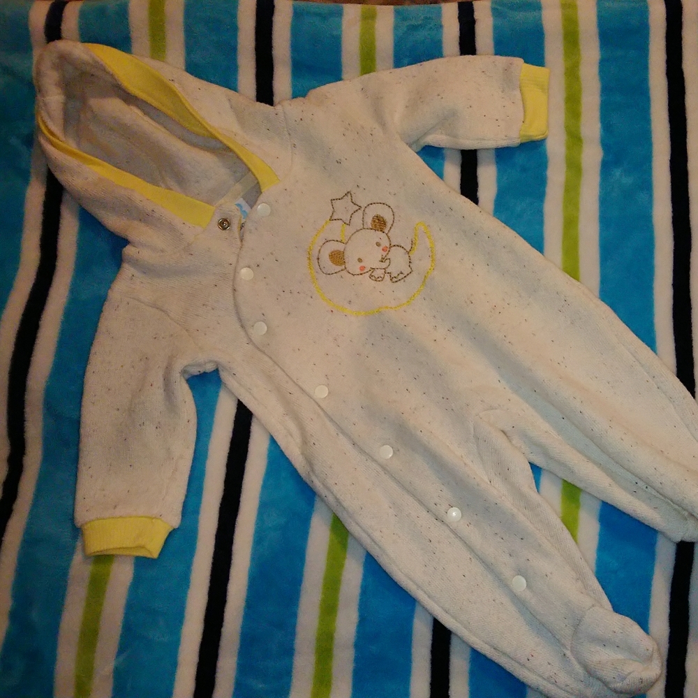 Baby clothes